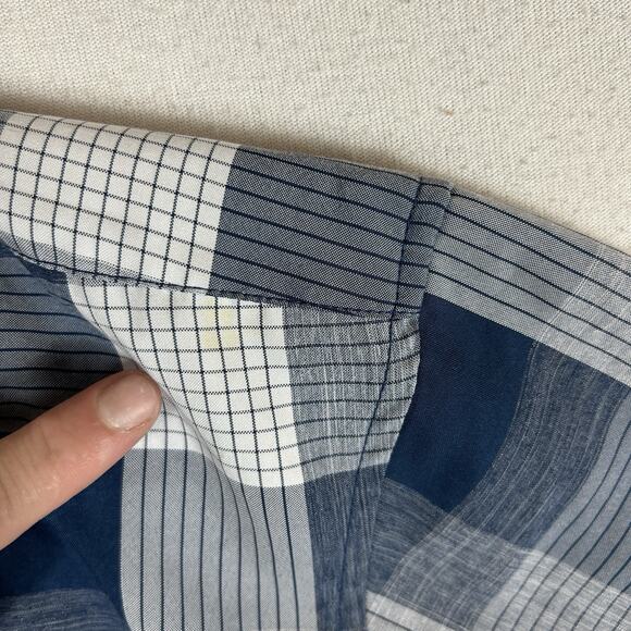 Orvis Tech Shirt Mens XXL Blue Plaid Classic Fit Short Sleeve Collared Button-Up - Picture 7 of 10